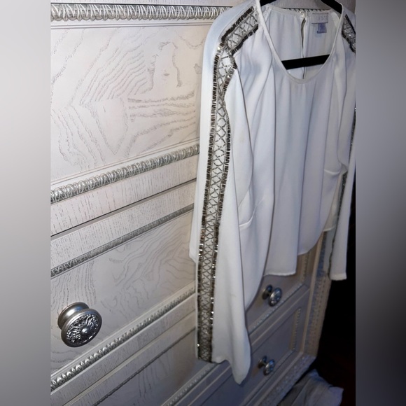 1. STATE SHEER  Chiffon Blouse. - Picture 2 of 5